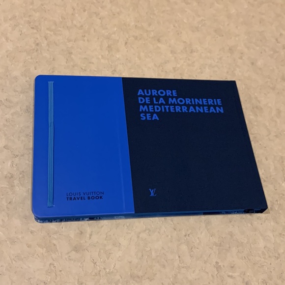 Louis Vuitton Other - Louis Vuitton coffee table book
